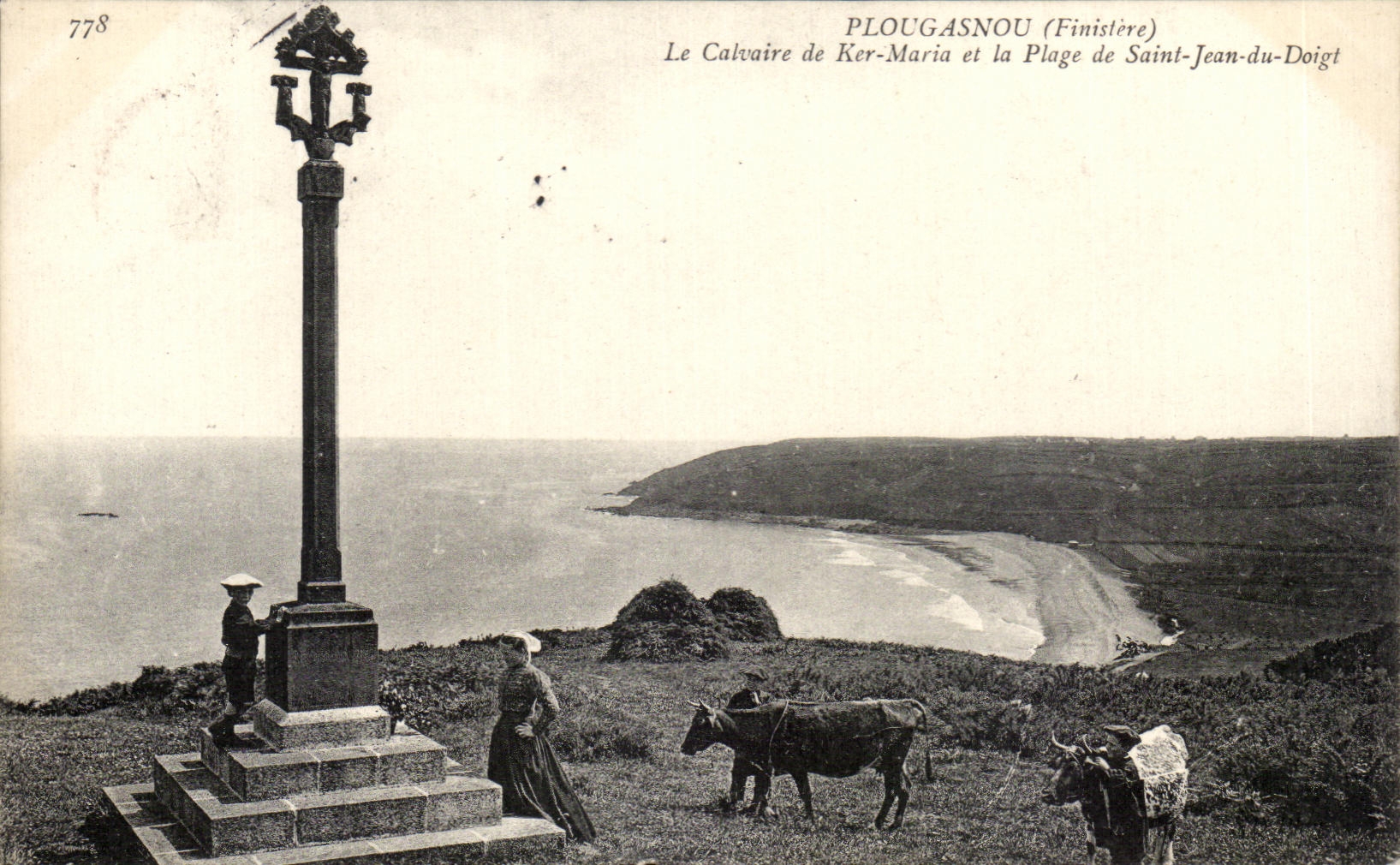 Der Calvarienberg von Ker-Maria und der Strand von Saint-Jean-du-Doigt — PLOUGASNOU (Finistère)
