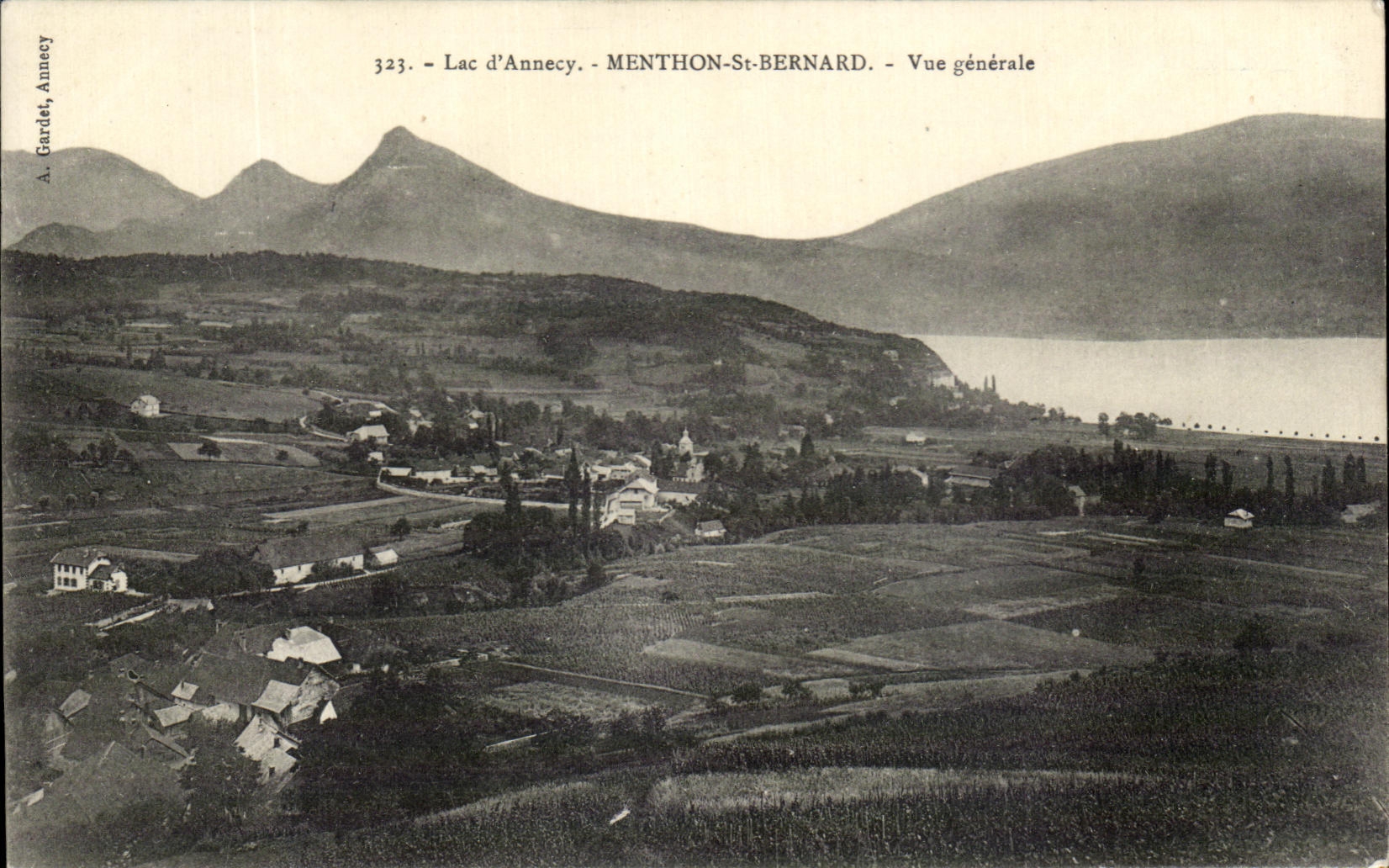 CPA Annecy Menthon St Bernard vue Generale