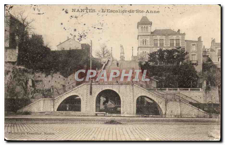 CPA Nantes L Escalier de Ste Anne