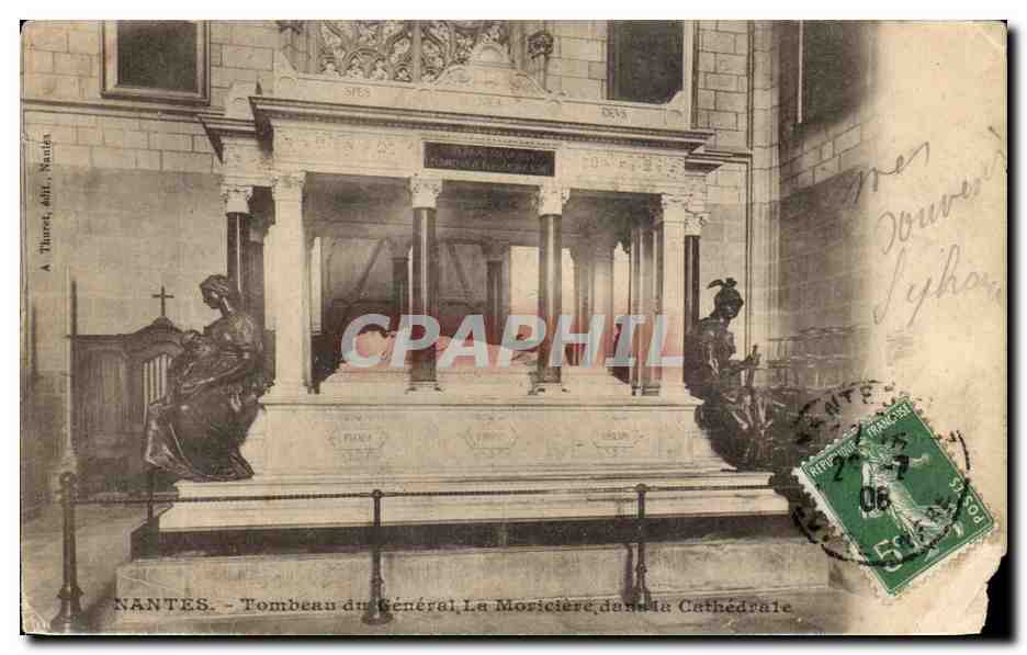 CPA Nantes Tombeau du General La Moriciere La cathedrale