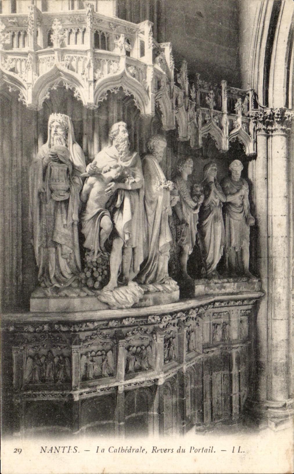 CPA Nantes La Cathedrale Revers du portail 
