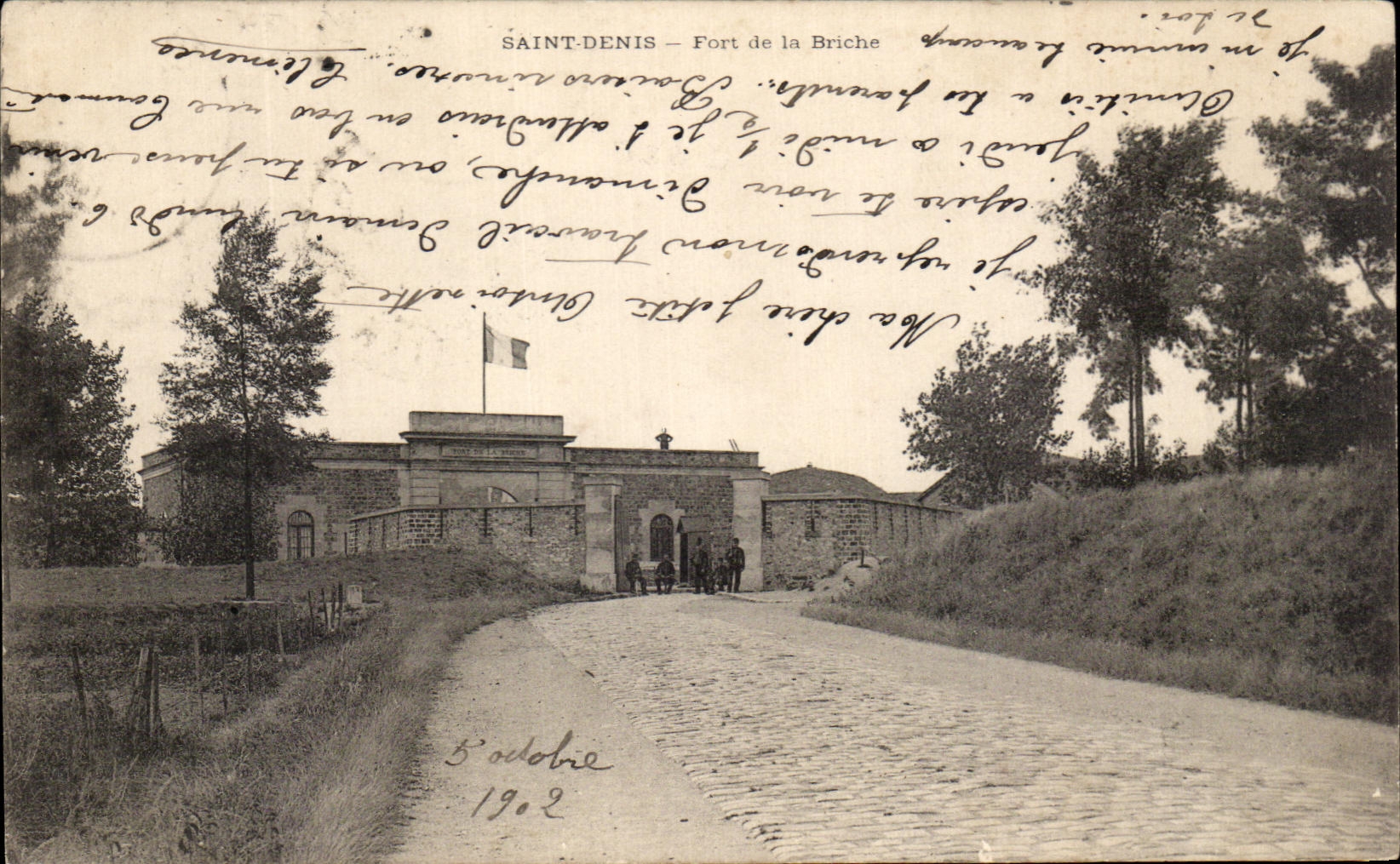 CPA Saint Denis Fort de la Briche Militaria