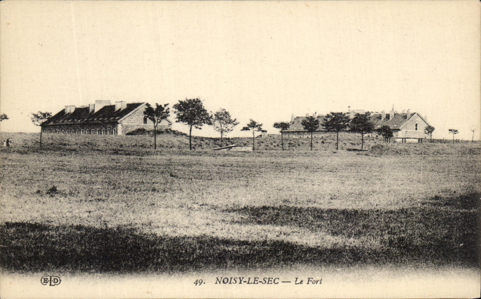 CPA Noisy Le Sec Le Fort Militaria