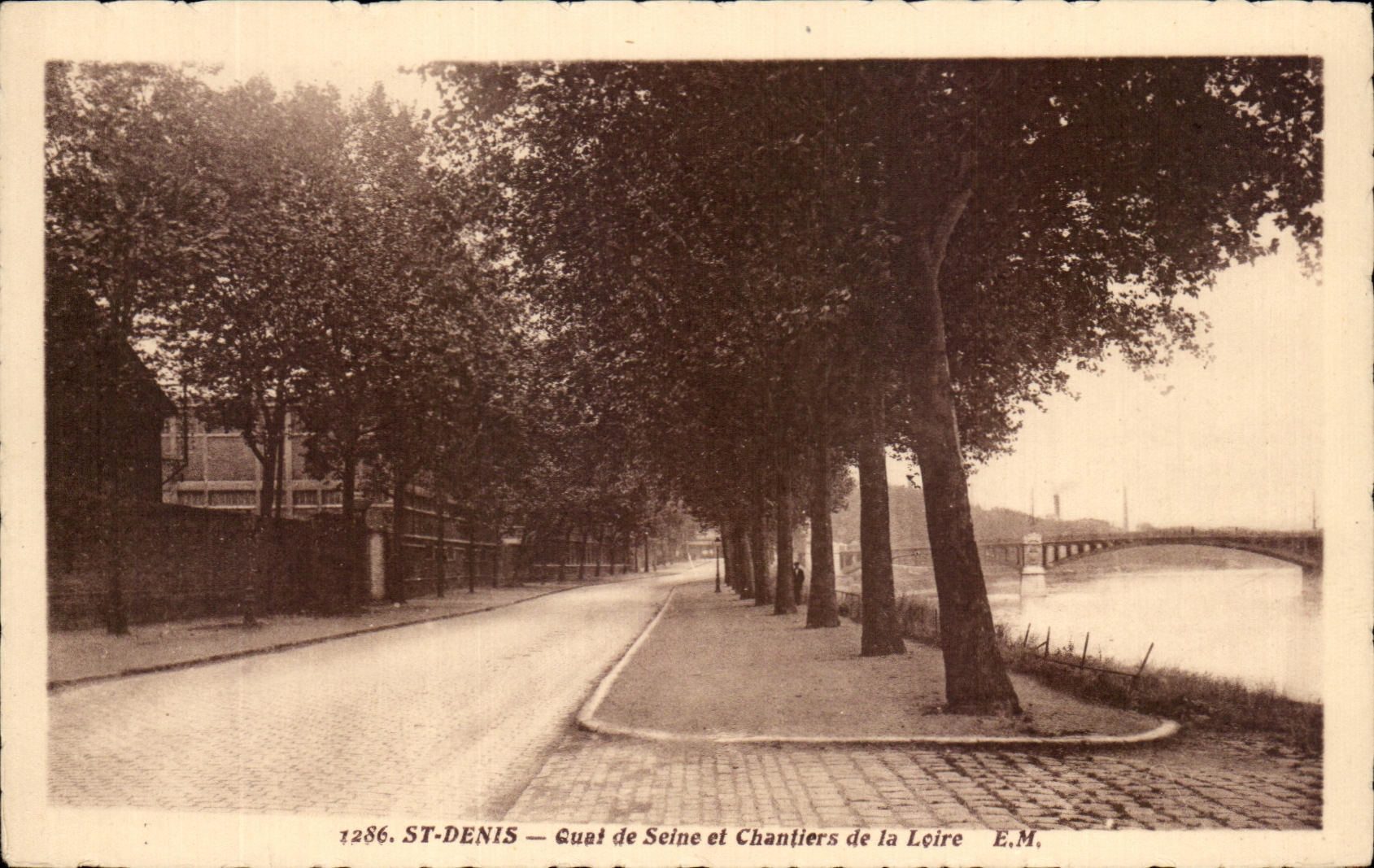CPA St Denis Quai de Seine et Chantiers de la Loire