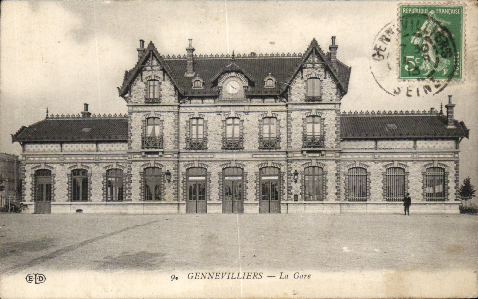 CPA Gennevilliers La Gare
