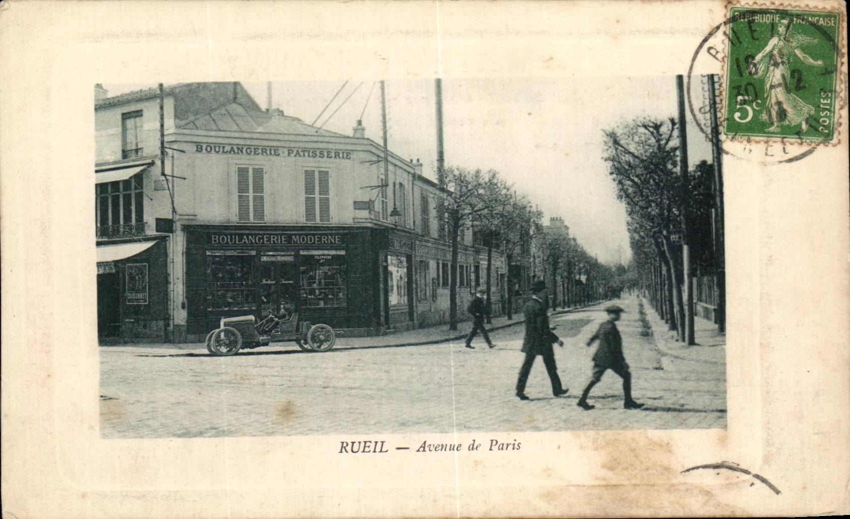 Rueil — Avenue de Paris — Boulangerie Moderne