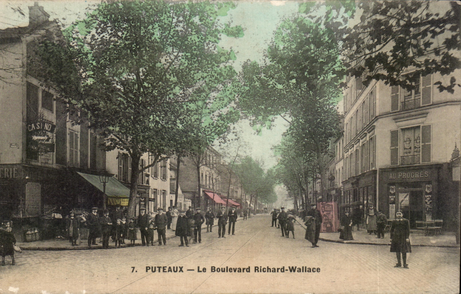 CPA Puteaux Le Boulevard Richard Walllace