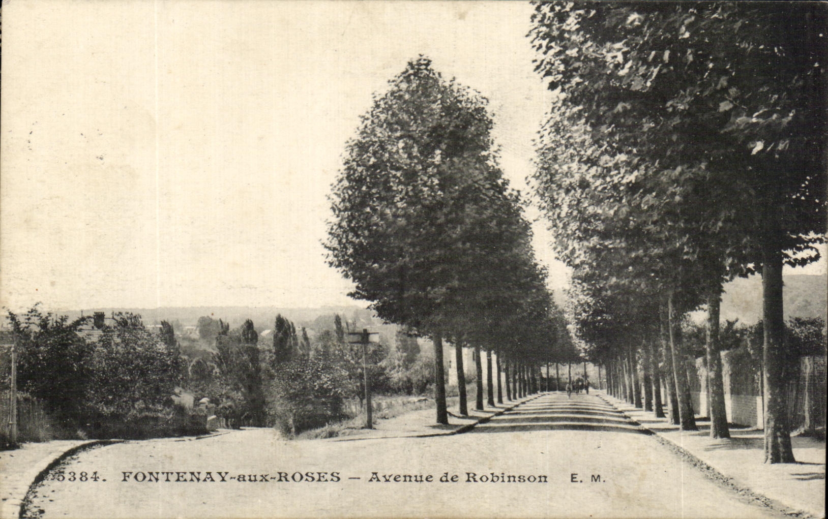 CPA Fontenay aux Roses Avenue de Robinson