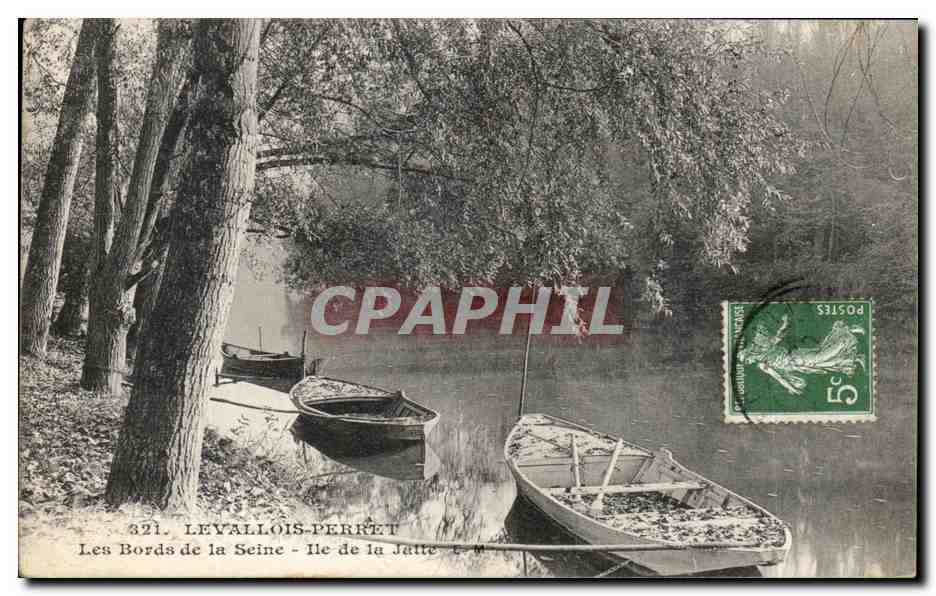 CPA Levallois Perret Les Bords de la Seine L ile de la Jatte Bateau 