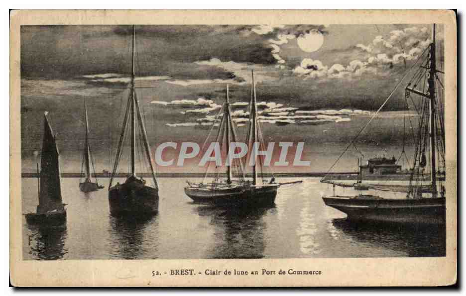 CPA Brest Clair de Lune au port De Commerce Bateaux