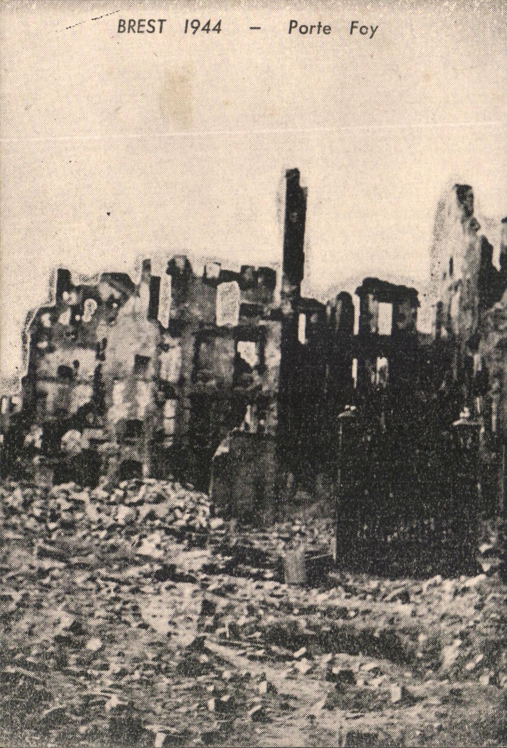CPSM 1944 Brest Porte Fay Militaria