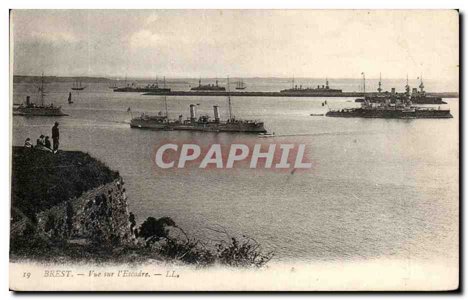 CPA Brest Vue Sur L Escadre Bateaux