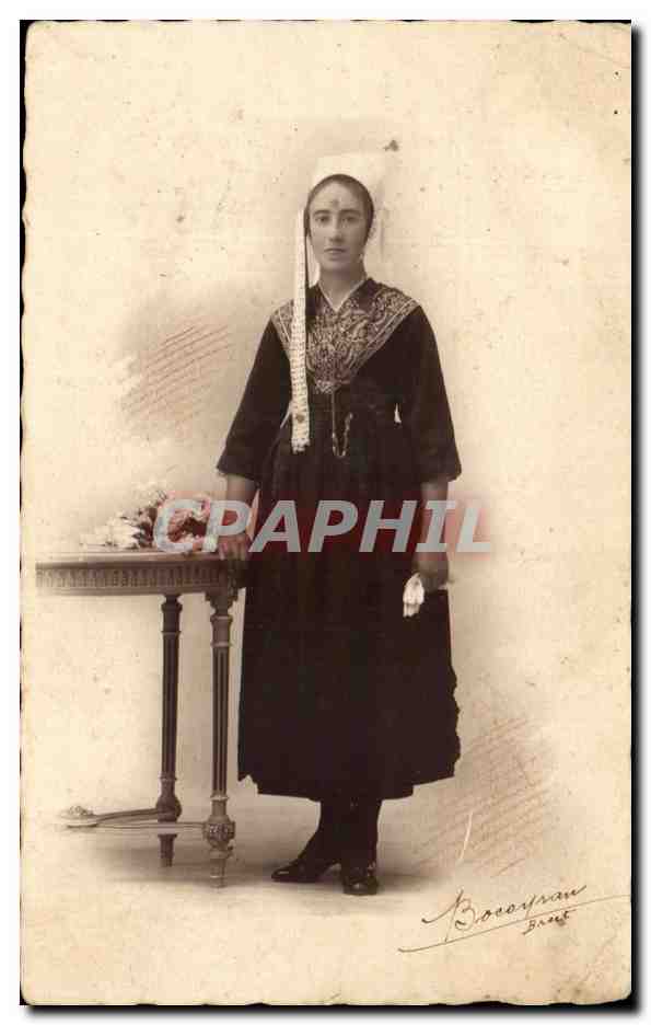 CARTE PHOTO Brest Femme Folklore Costume