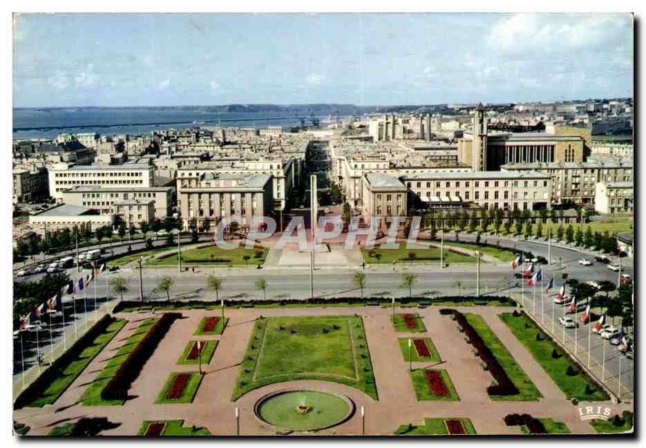 Brest — Place de la Liberté und der Hafen — IRIS