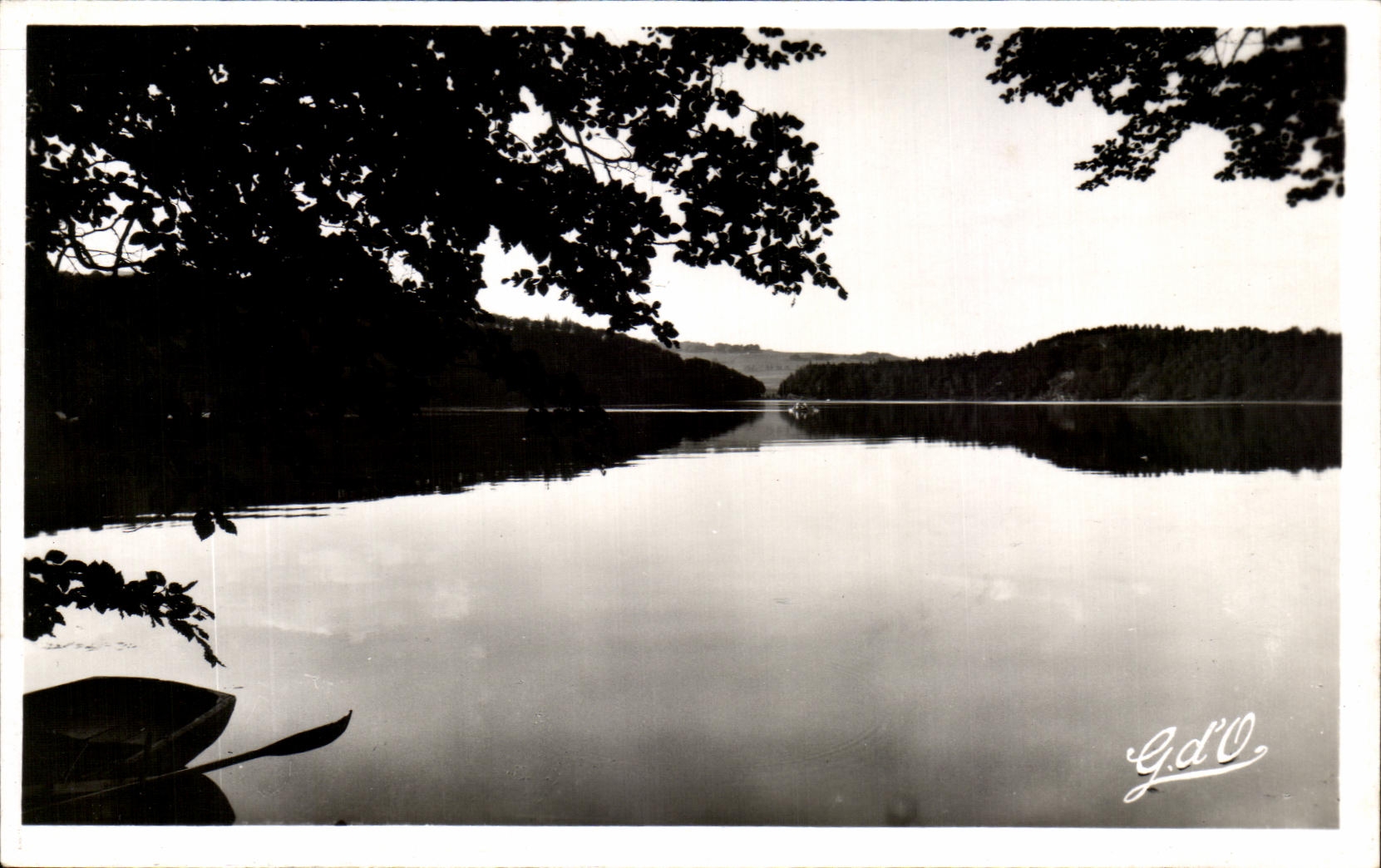 CPSM L Auvergne Le Lac Pavin Vu de La Rive Sud 