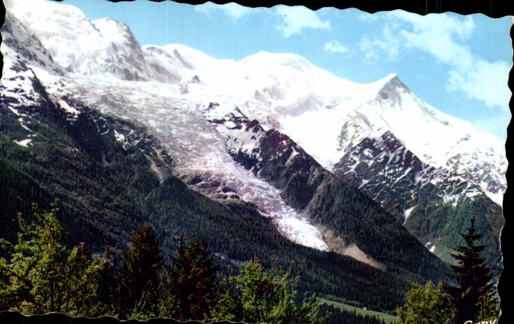 Chamonix - Mont-Blanc (1050 m) — Vue Générale sur le Massif du Mont-Blanc et Glacier des Bossons — Ganycolor