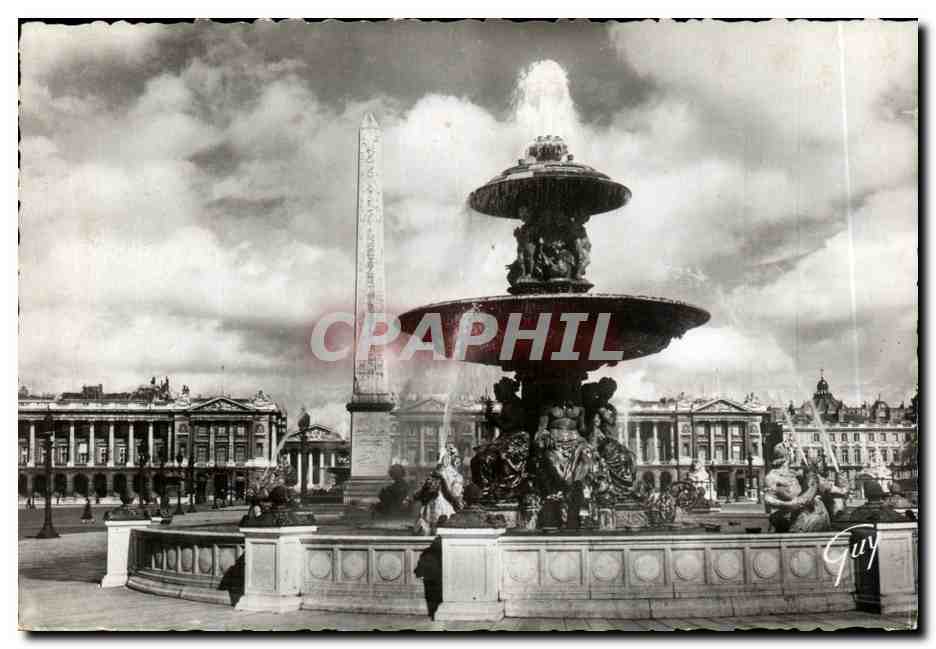 CPSM Paris Ses Place de la Concorde L Une des Fontaines et L obelisque