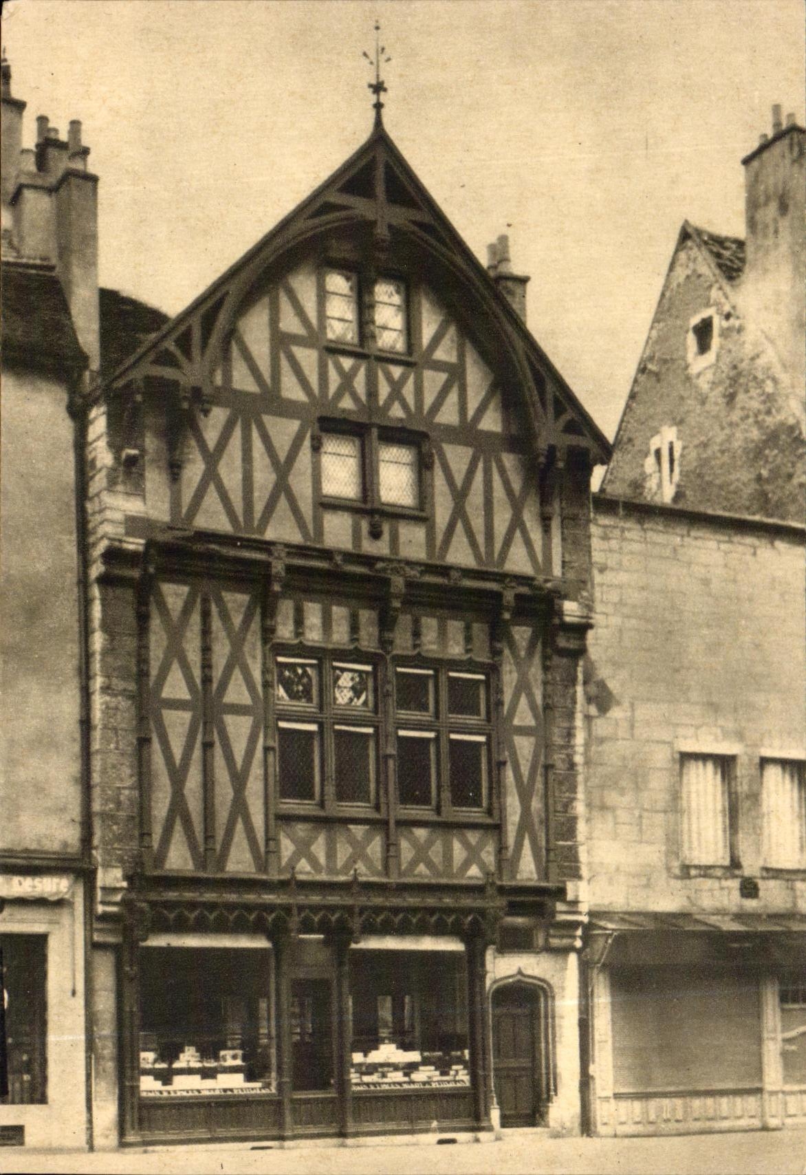 CPA Dijon Maison du Place Bossuet Propriete de Mulot et petitjean