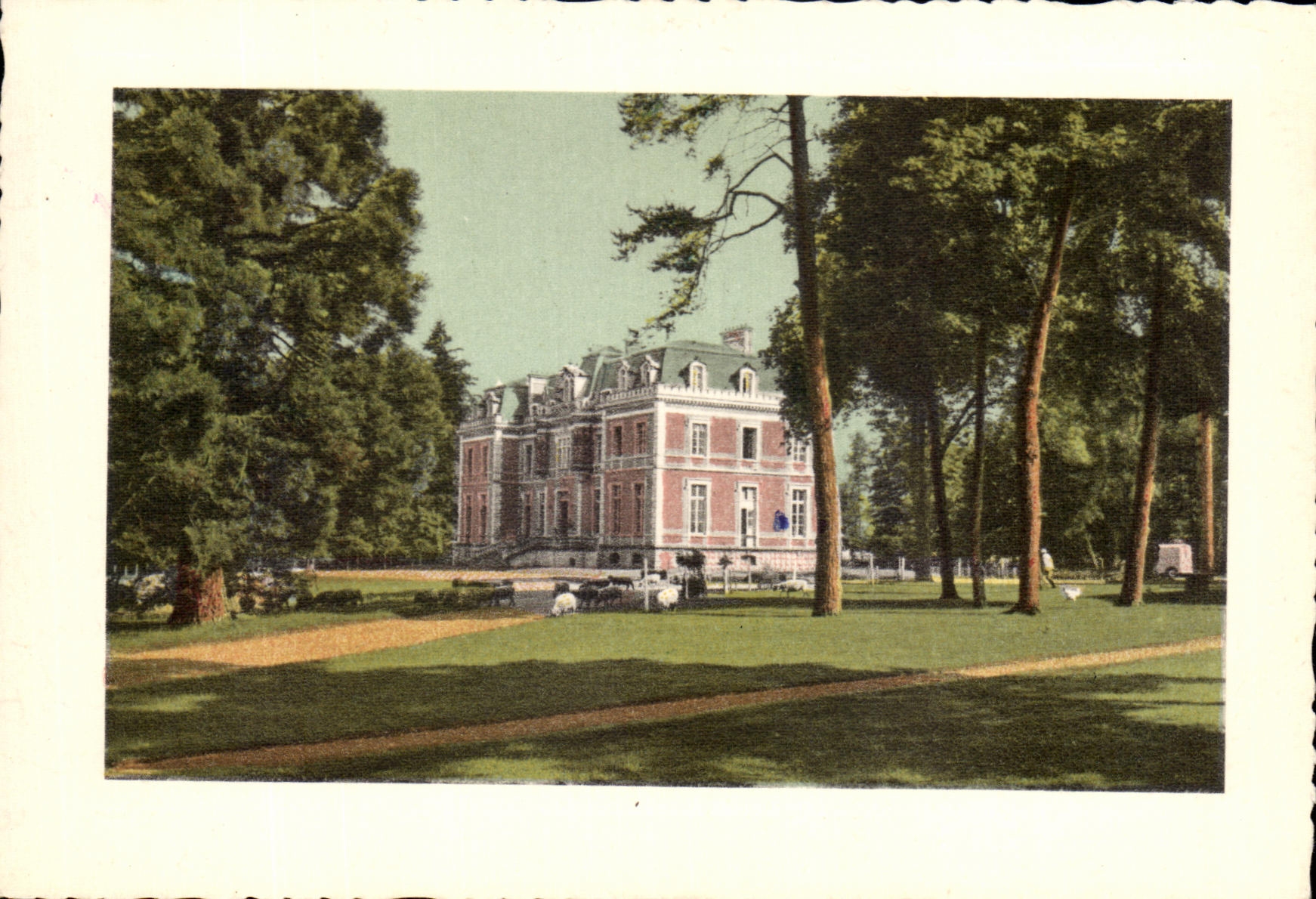 Château de Biozat — Maison de repos A. Fourny — Aiqueperse