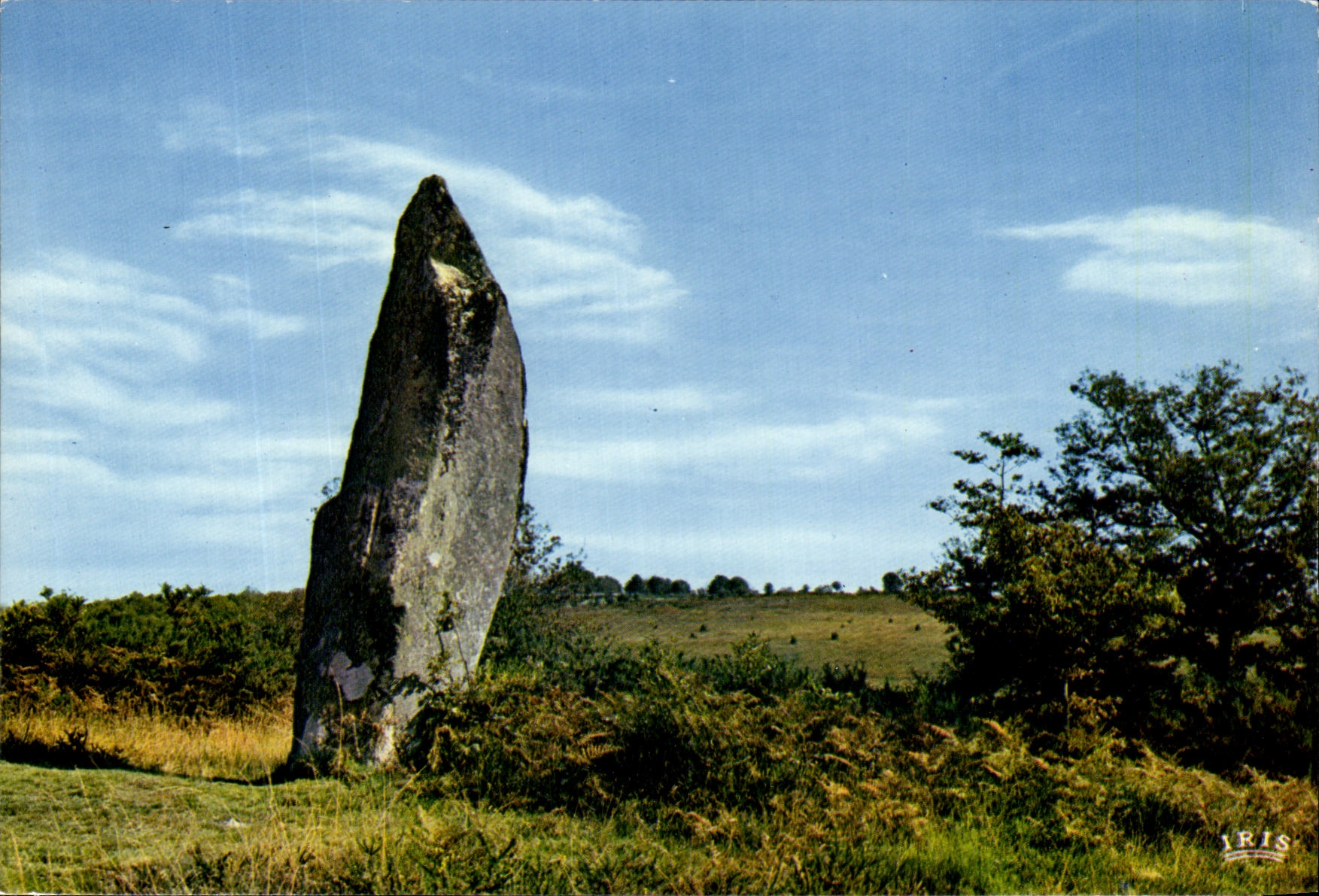 Menhir de Cinturat — Limousin Touristique, Circuit des Monts de Blond — Éditeur: MEXICHROME, n° 87.295
