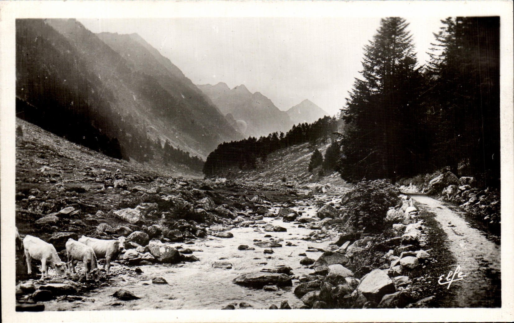 Cauterets — Dans le Val de Lutour - Le Gave et le Chemin Muletier — Éditeur : Éditions La Bouché Frères, Toulouse