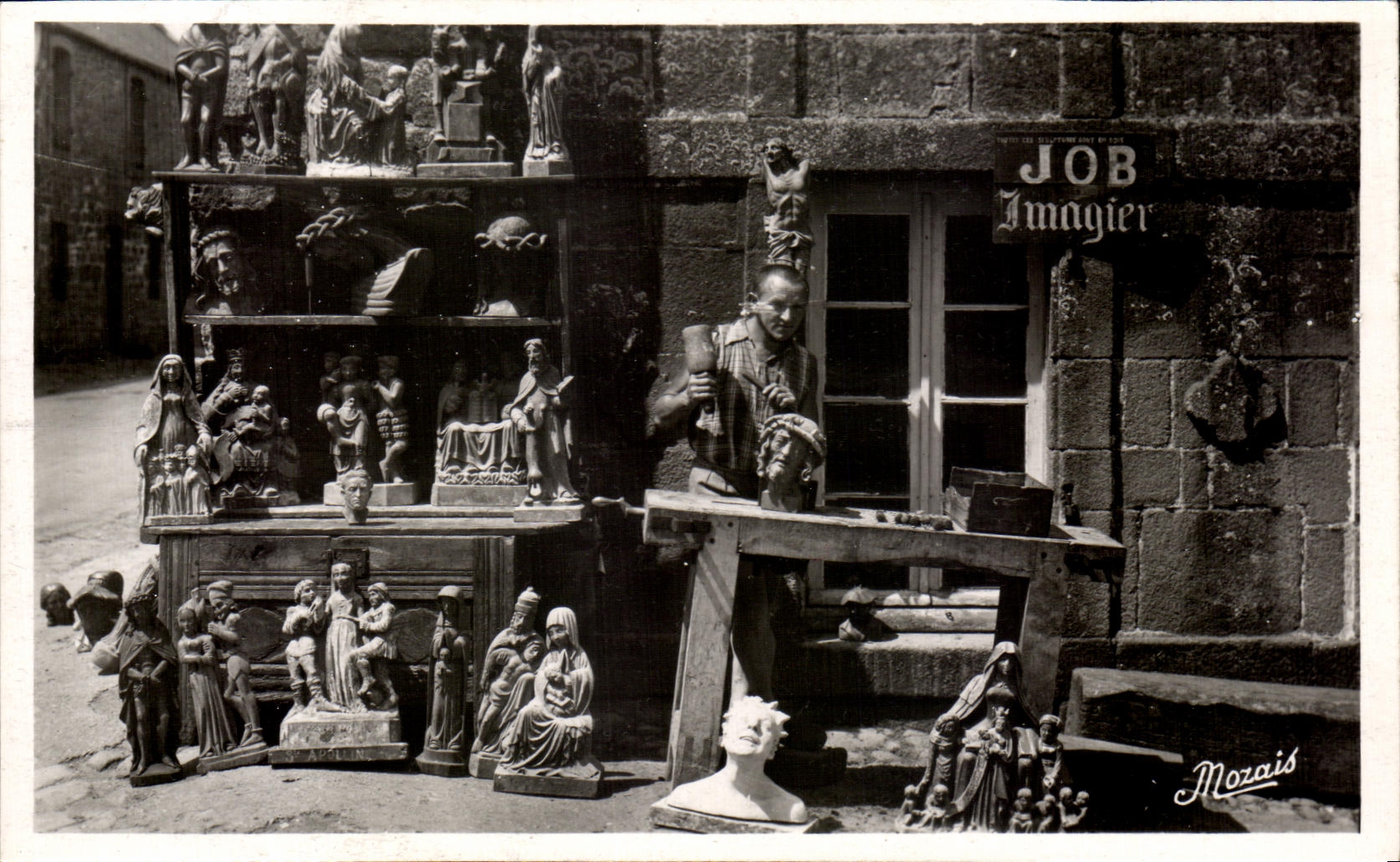 CPM Locronan Un Artiste Sculpteur