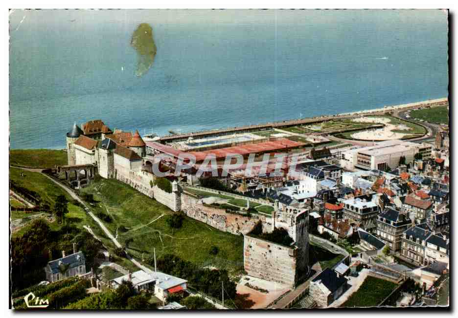 CPM Dieppe Vue Aerienne Le Chateau