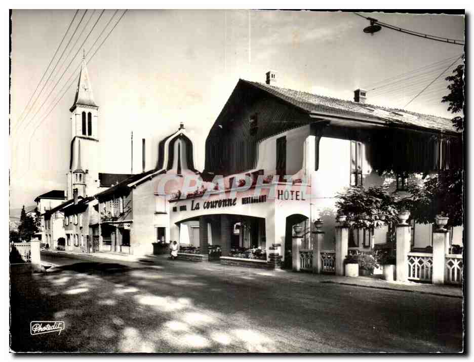Bons-Saint-Didier — The Hotel « La Couronne » and the Main Street — Photodit