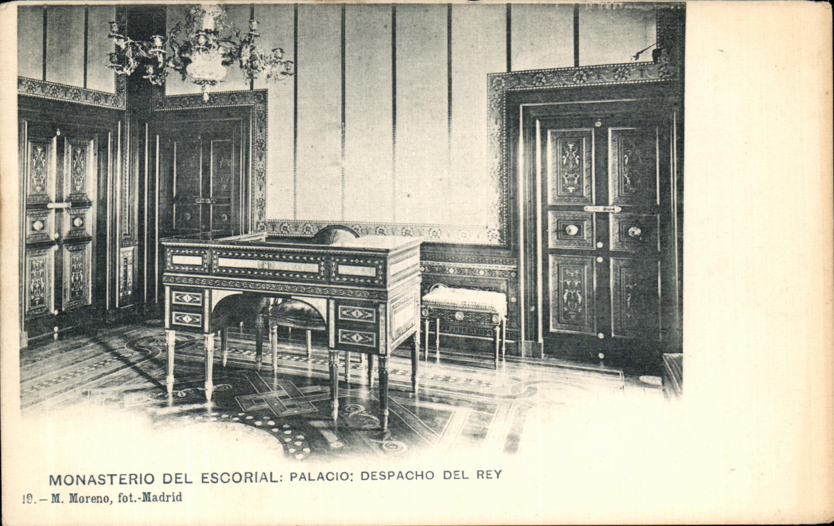 Palacio de El Escorial: Despacho del Rey — M. Moreno, fot.-Madrid