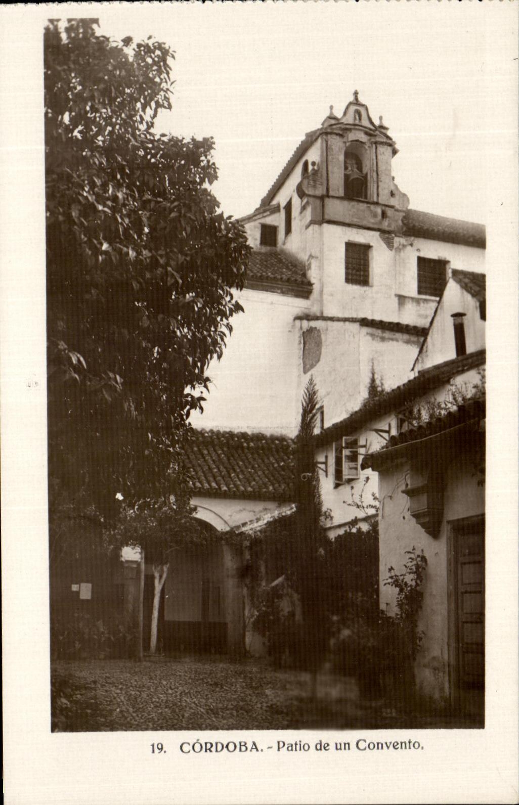 CPA Cordoba Patio de Un Convento