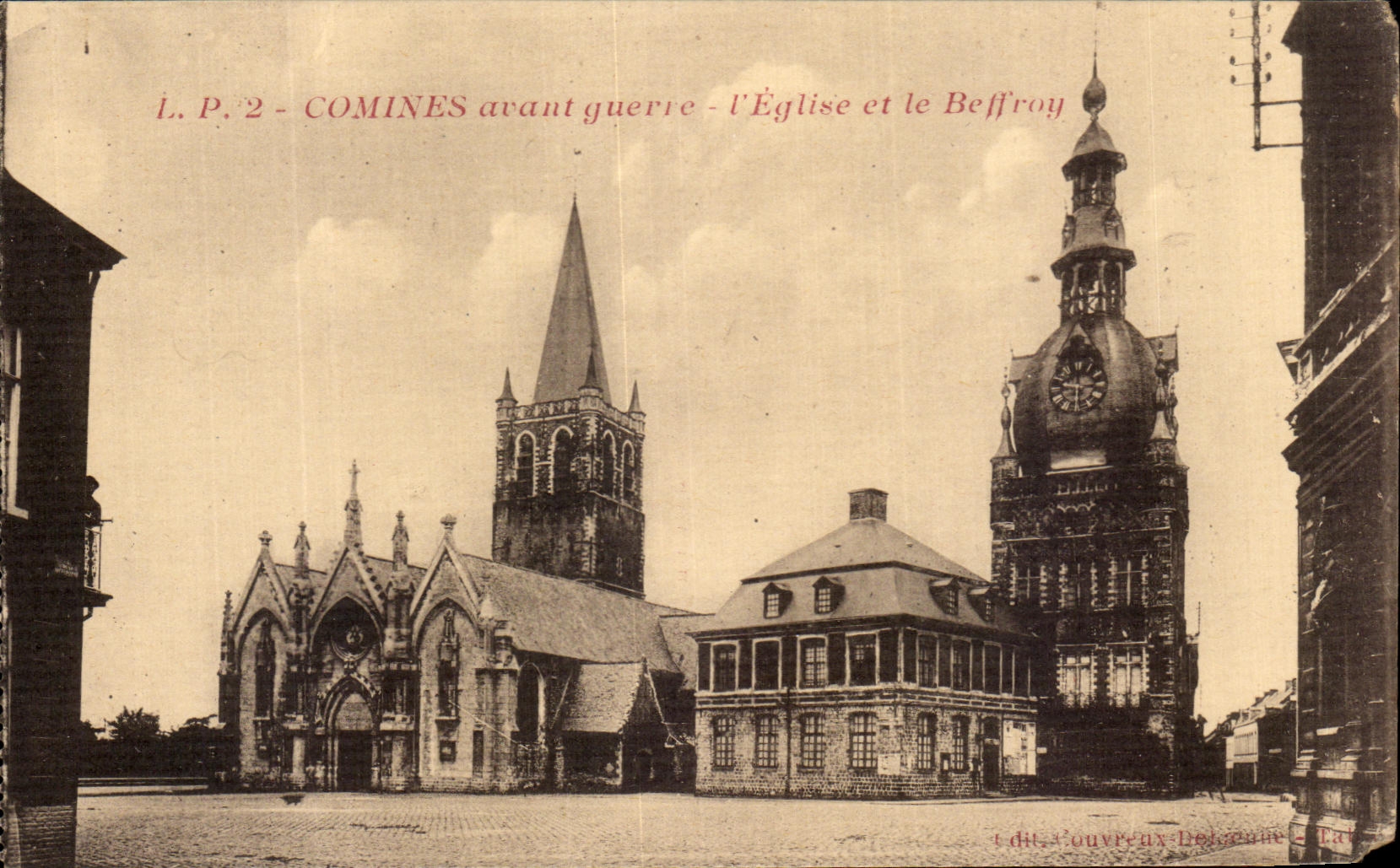 CPA Comines Arant Guerie L Eglise et le Beffroy