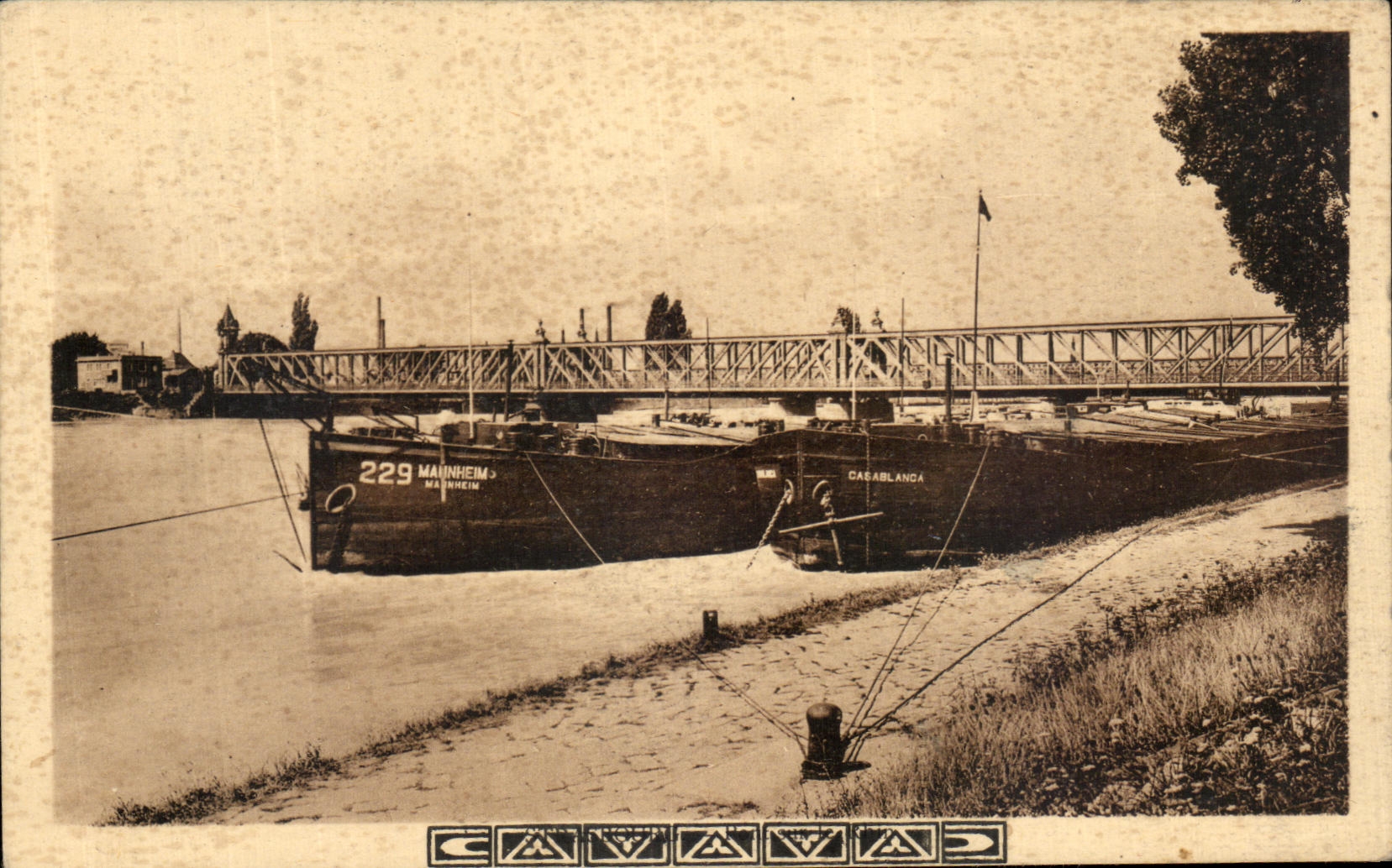 CPA Strassburg Eis Rheinbrucke Bateaux Mannheim Casablanca