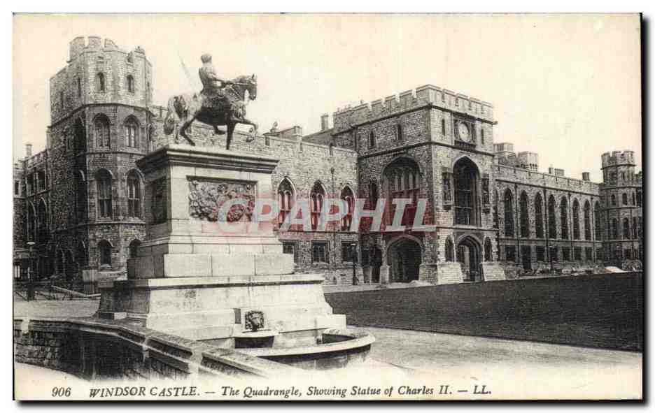 WINDSOR CASTLE — The Quadrangle, Showing Statue of Charles II. — LL. — n° 906