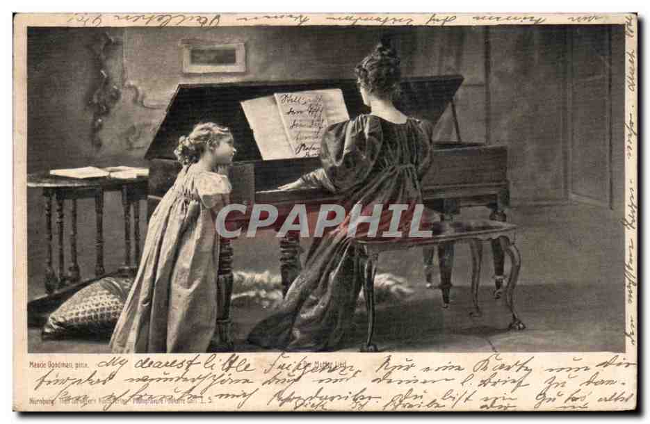 CPA Femme au piano