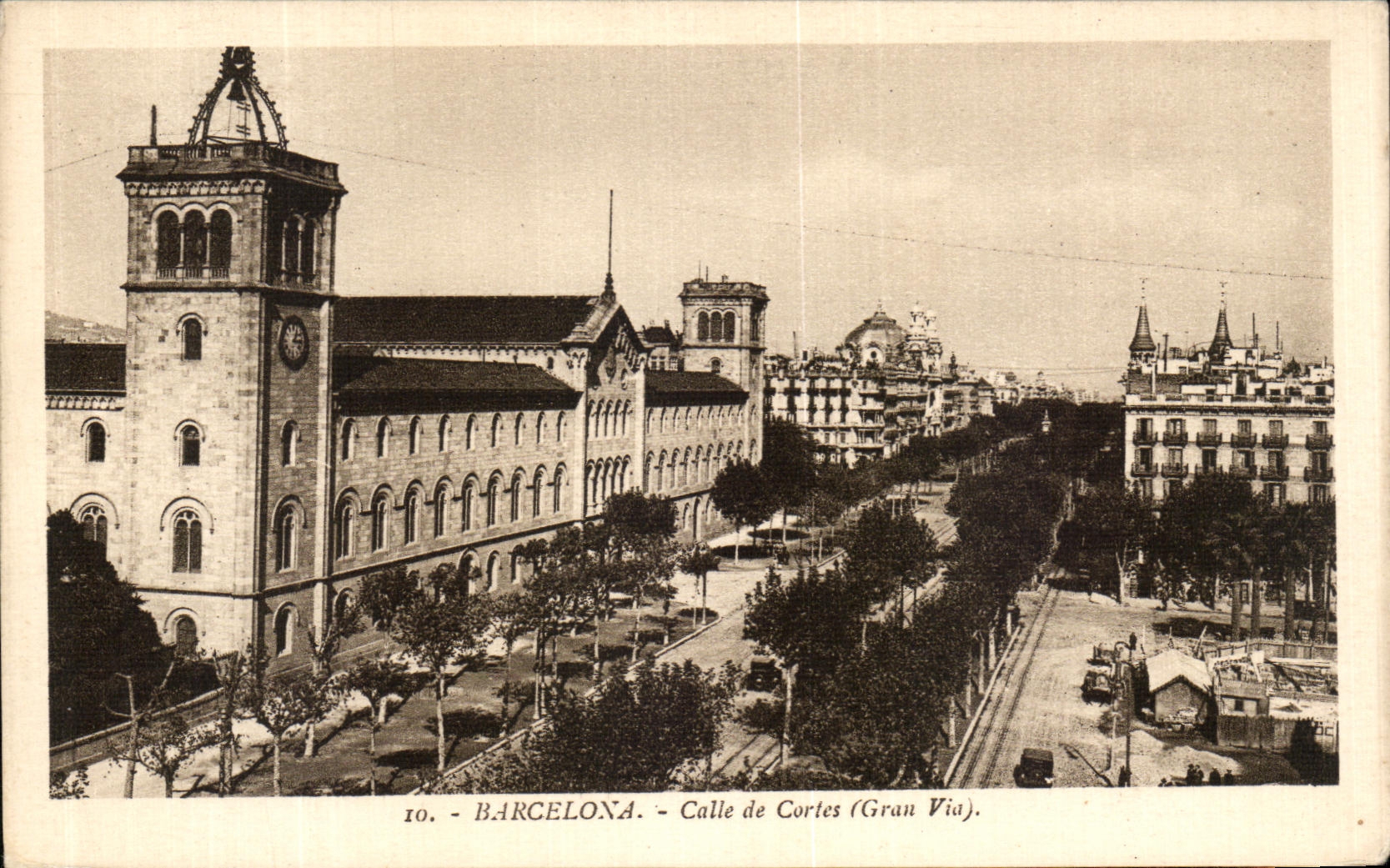 Barcelone - Calle de Cortes (Gran Via) — éditeur Roisin, n°10