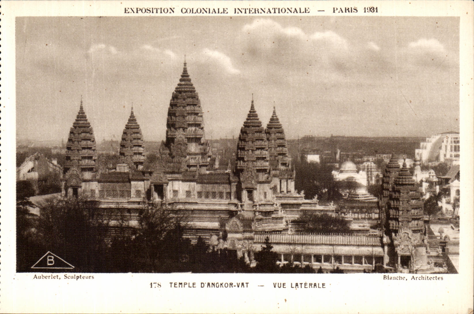 CPA Paris Exposition coloniale internationale Paris 1931 Temple D Angkor Vat Vue Laterale