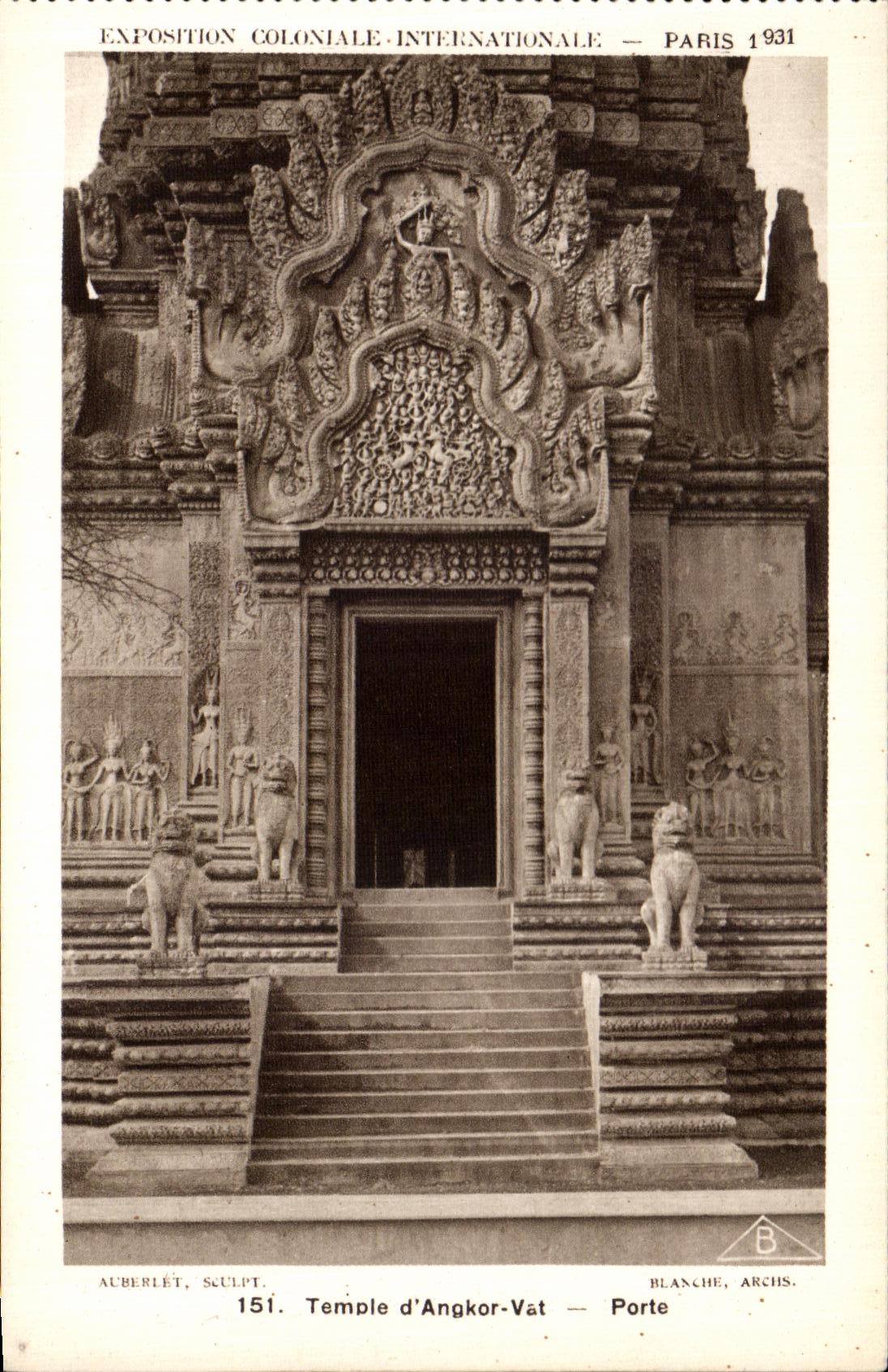 CPA Paris Exposition coloniale internationale Paris 1931 Temple D Angkor Vat Porte