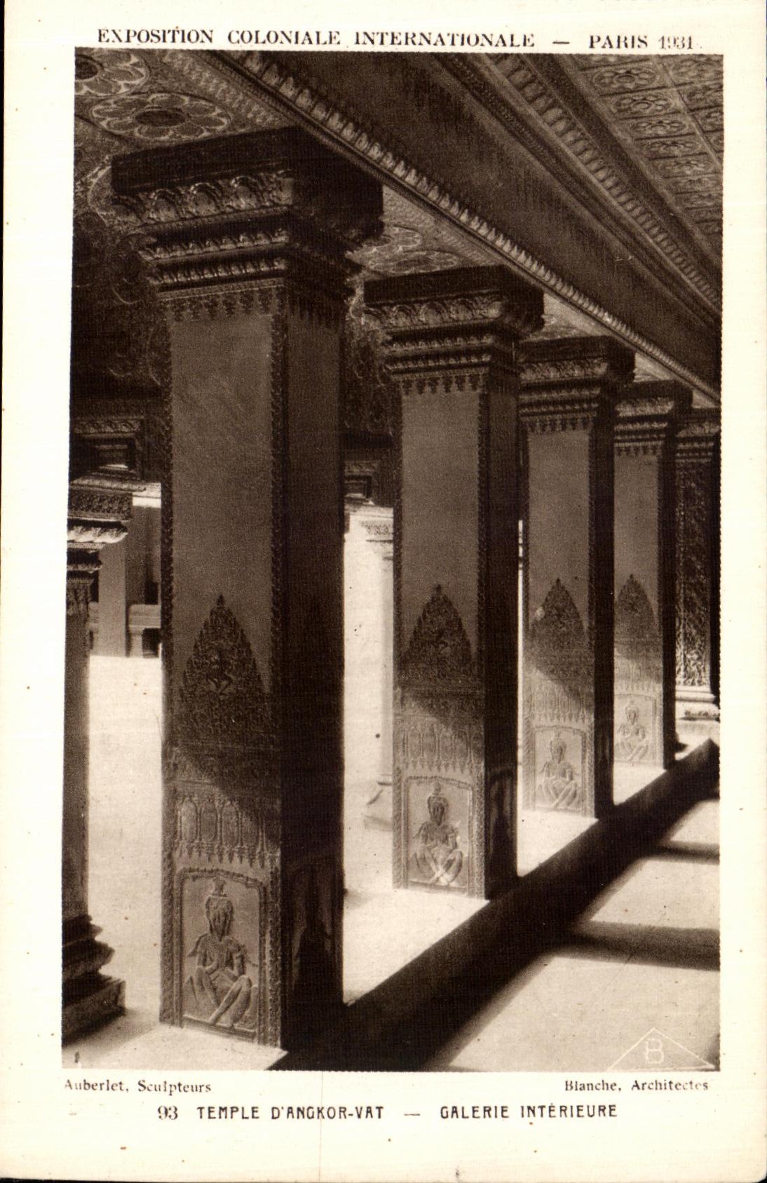 CPA Paris Exposition coloniale internationale Paris 1931 Temple D Angkor Vat Galerie Interieure