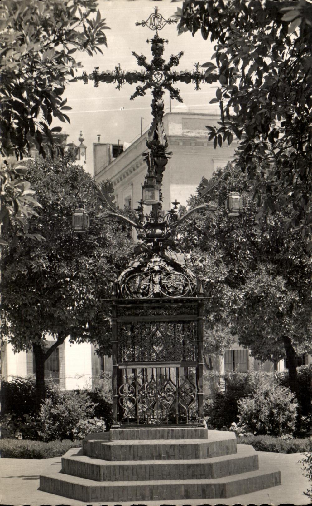 Seville — Croix de la Cerrajería — Éditions García Garmilla