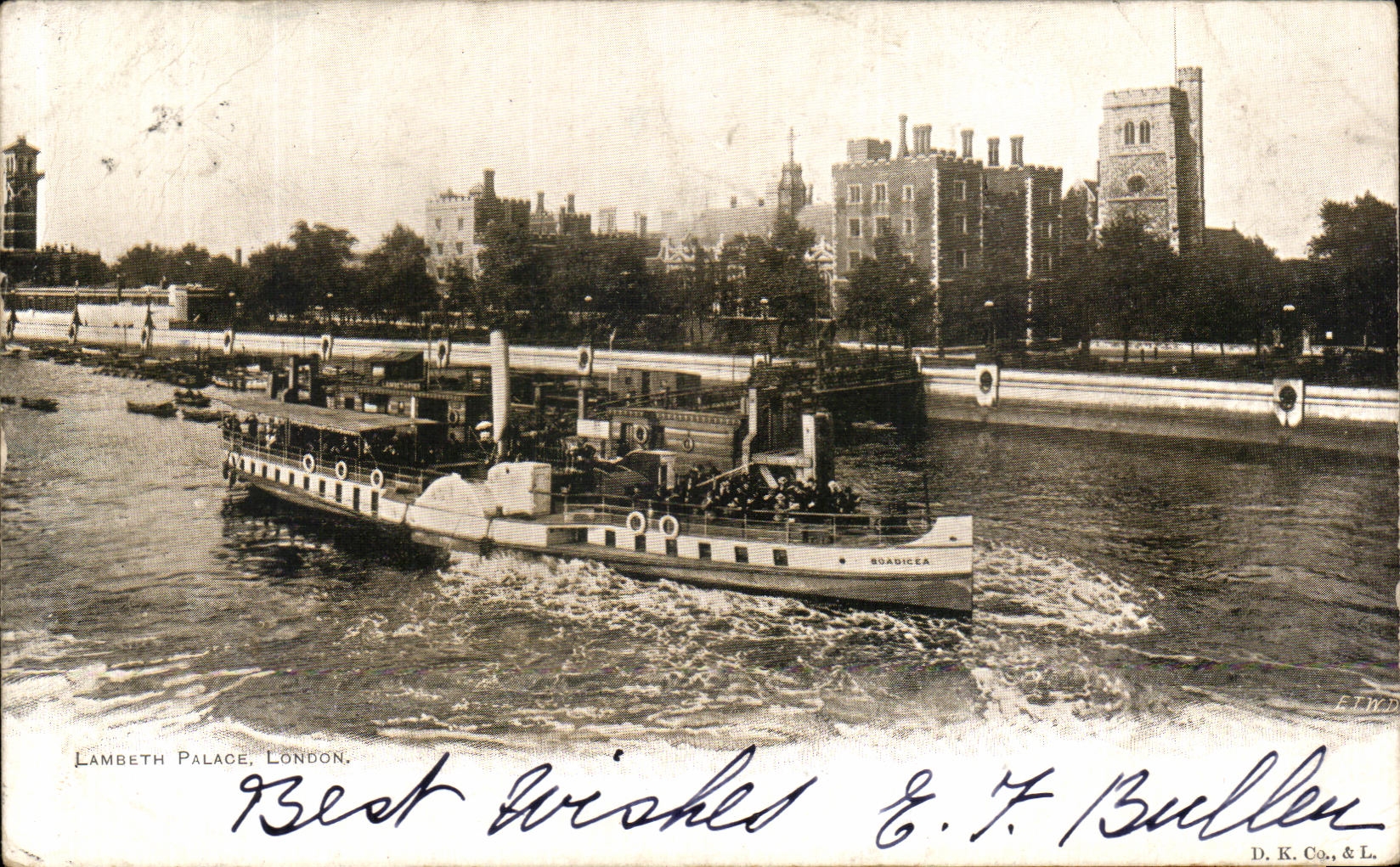 CPA Lamgeth Palace London Bateau Boadicea