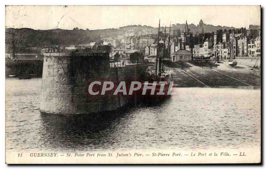 CPA Guernsey St Peler Port from Julian s Pier St Pierre Port