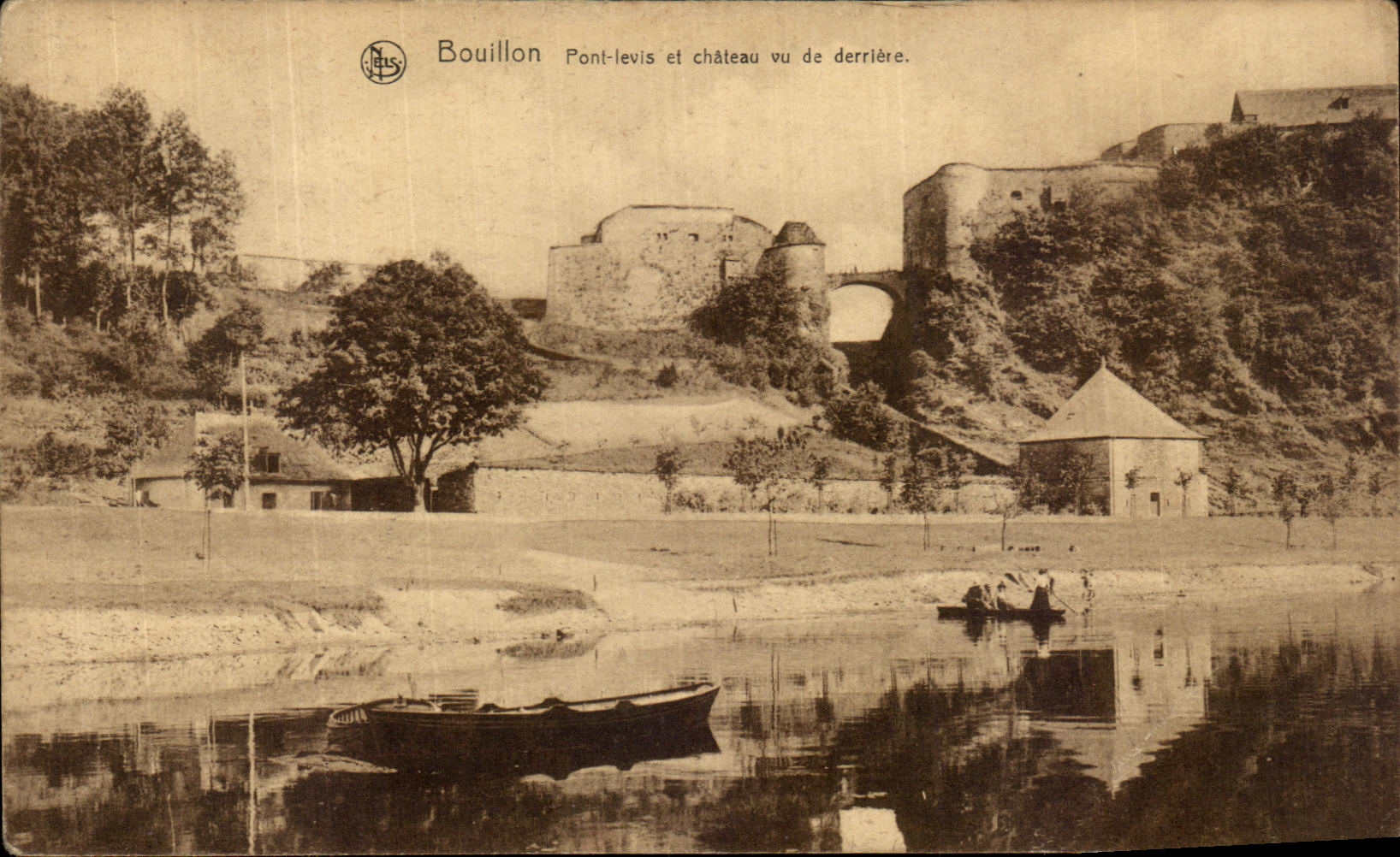 CPA Bouillon Pont levis et Chateau Vu De Derriere 