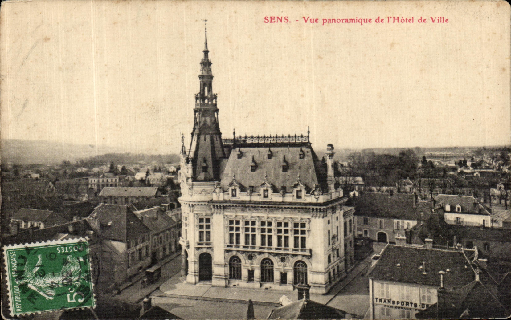 Sens - Vue panoramique de l'Hôtel de Ville — Éditeur : Transports de Carionnage