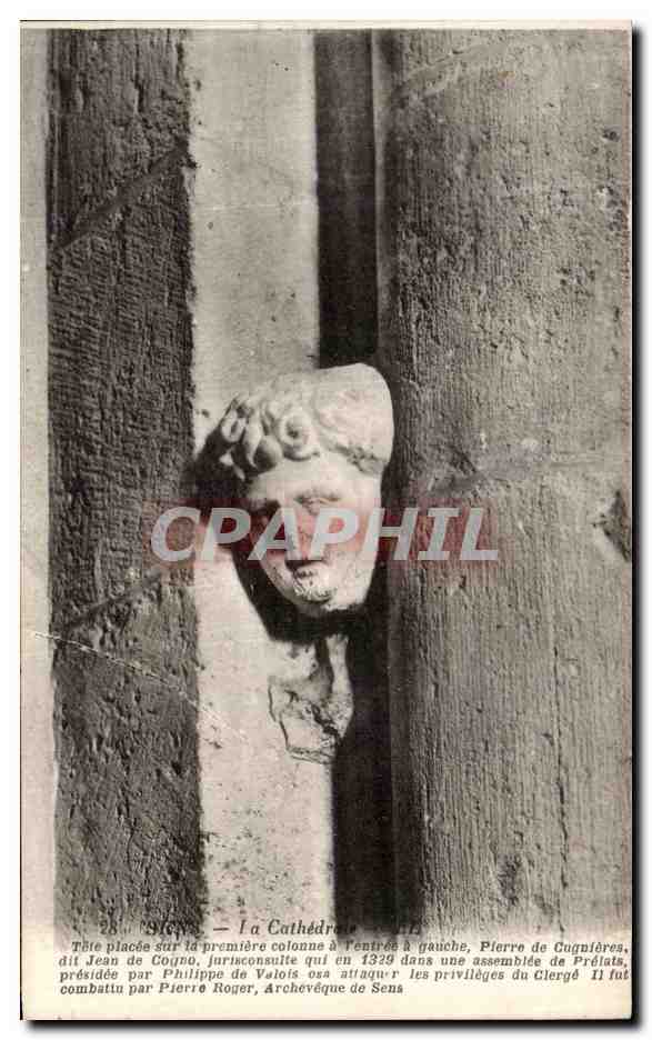 Sens — La Cathédrale — Tête de Pierre de Cugnières sur la première colonne à gauche