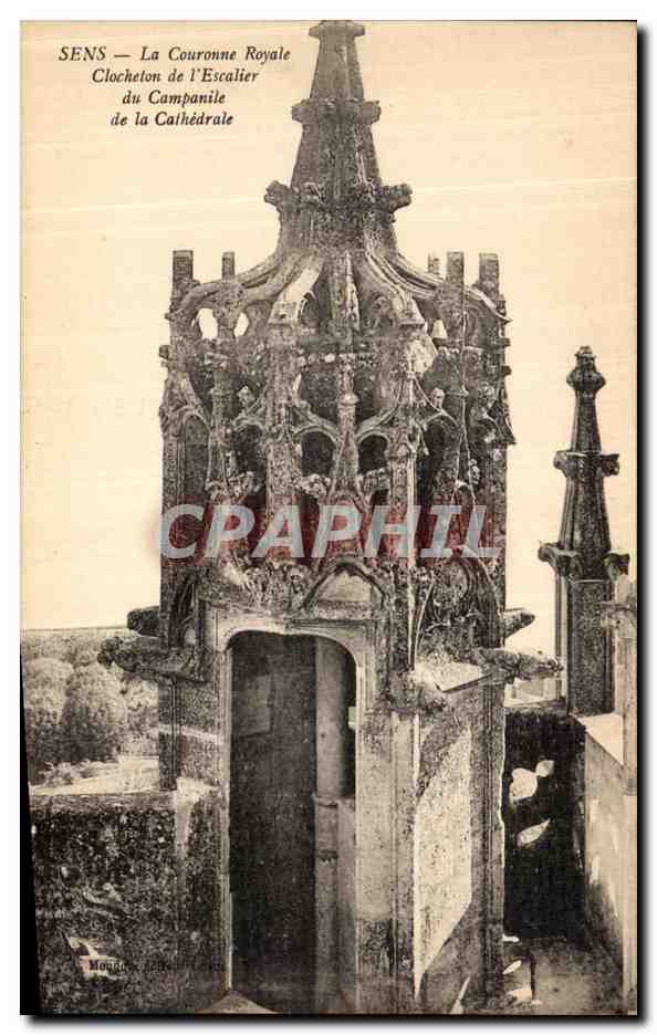Sens — Die Königskrone — Glockenturm der Treppe des Campaniles der Kathedrale