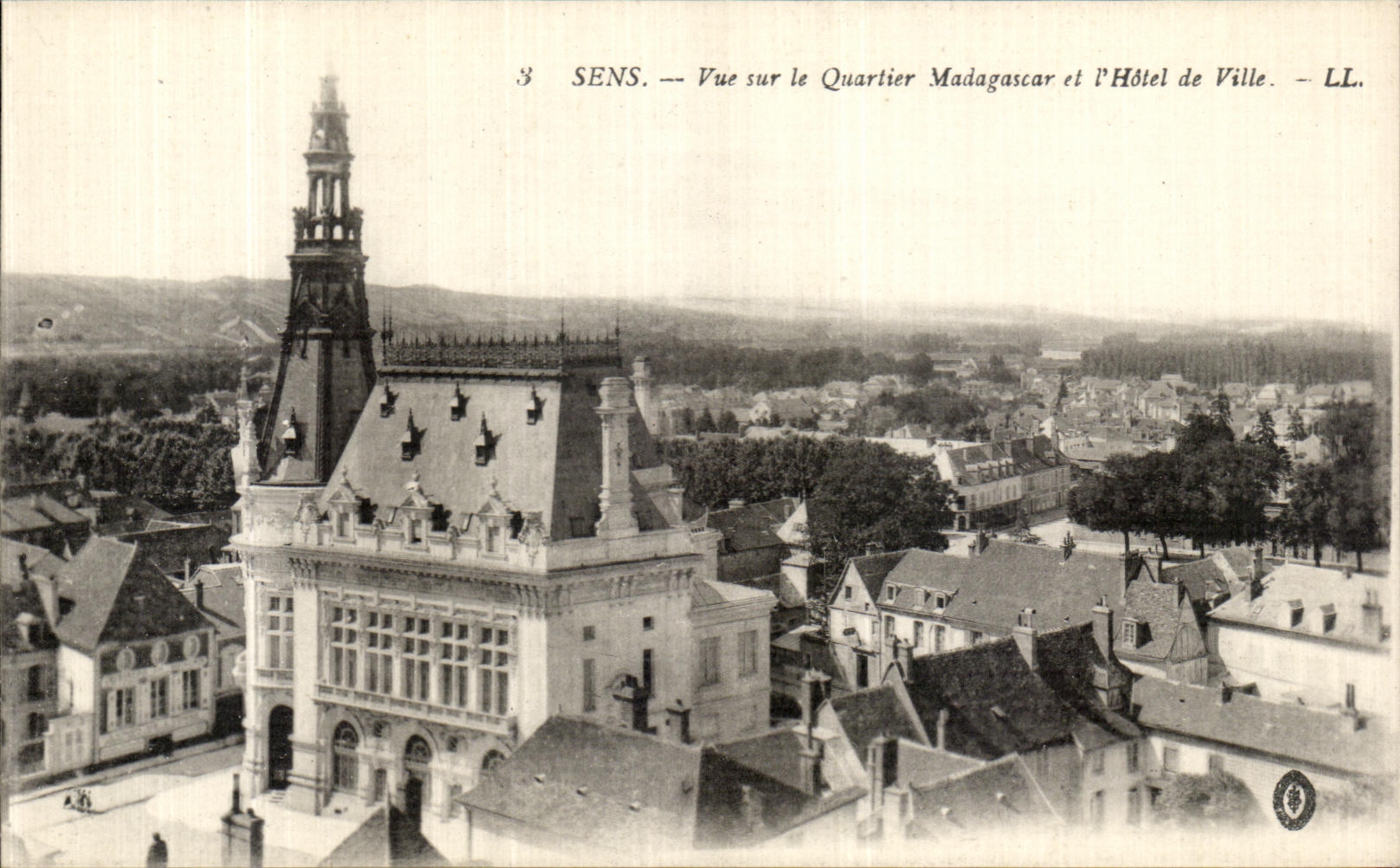 Sens — View of Madagascar Quarter and City Hall — LL.