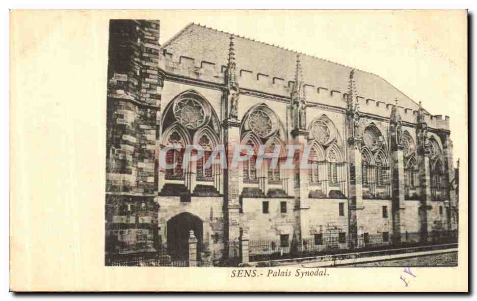 Sens - Palais Synodal — éditeur non visible, n° de série non lisible