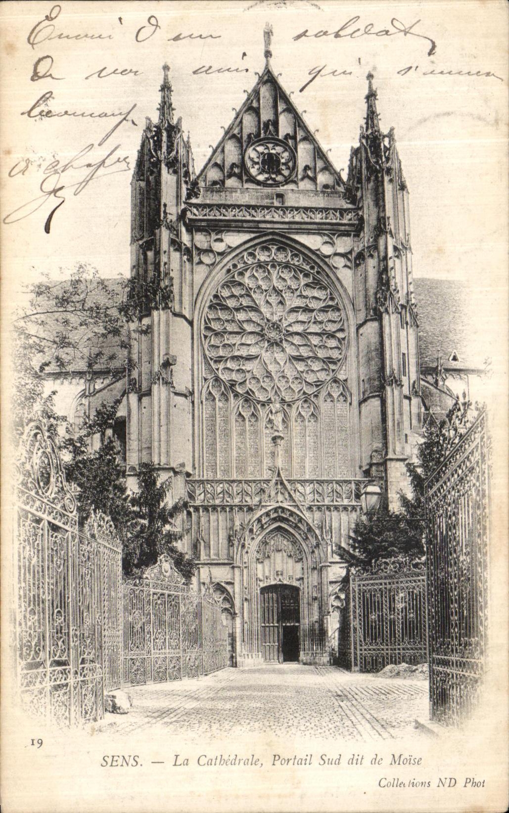 Sens — Die Kathedrale, Südtor genannt von Moïse — Collections ND Phot