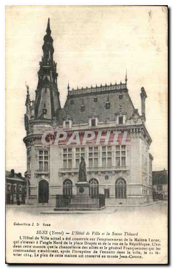 CPA Sens L Hotel de Ville et la Statue Thenard