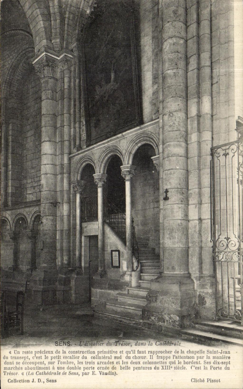 Sens - L'Escalier du Trésor, dans la Cathédrale — Collection J. D., Sens, cliché Pissot